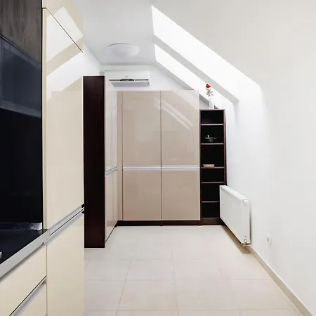 Lejlighed Corvin Promenade 2f Apartment, Downtown Budapest
