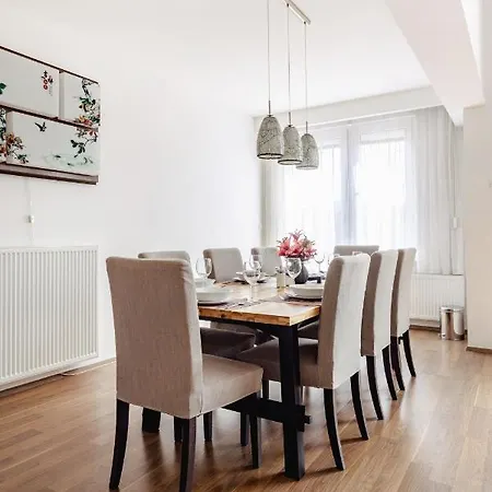 Corvin Promenade 2f Apartment, Downtown Apartment Budapest