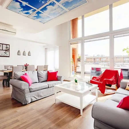 Corvin Promenade 2f Apartment, Downtown