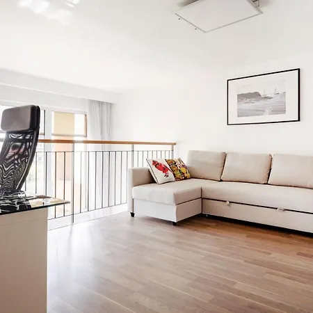 Corvin Promenade 2f Apartment, Downtown Apartment *